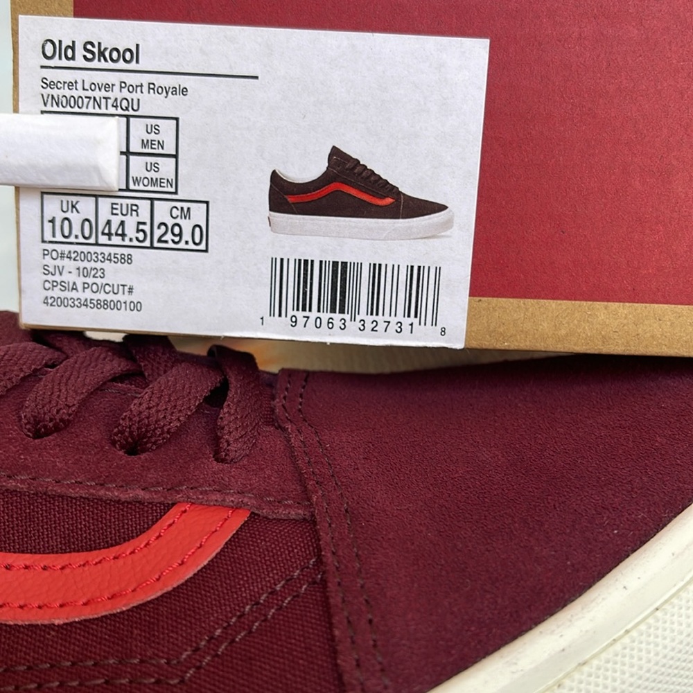 Vans Men’s Old Skool
Secret Lover Port Royale
VN0007NT4QU
Sneakers - Picture 16 of 16